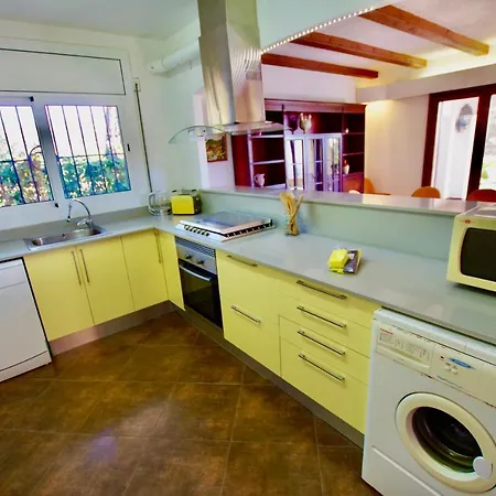 V&v Lloret: Mediterranean With Panoramic Sea Views * Lloret de Mar